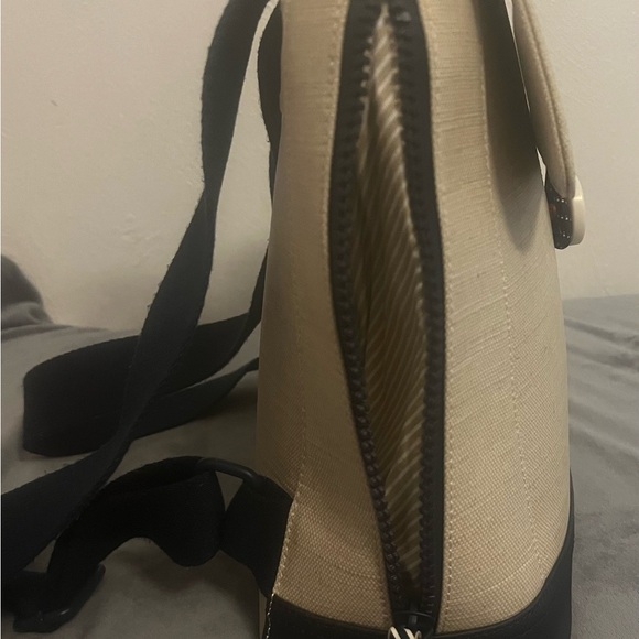 Great condition!Spartina 449 Armada beige backpack in weather resistant material - Picture 3 of 16
